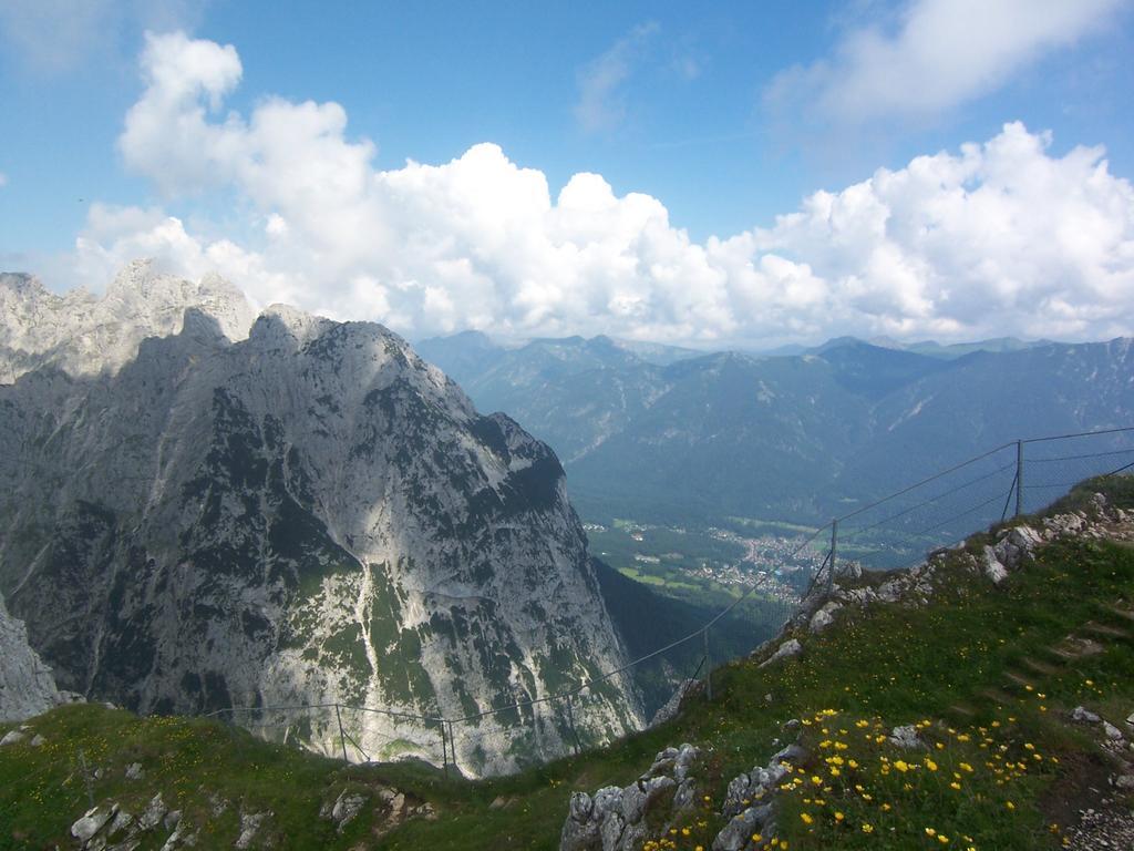 Gasthof Zum Rassen Garmisch-Partenkirchen Dış mekan fotoğraf