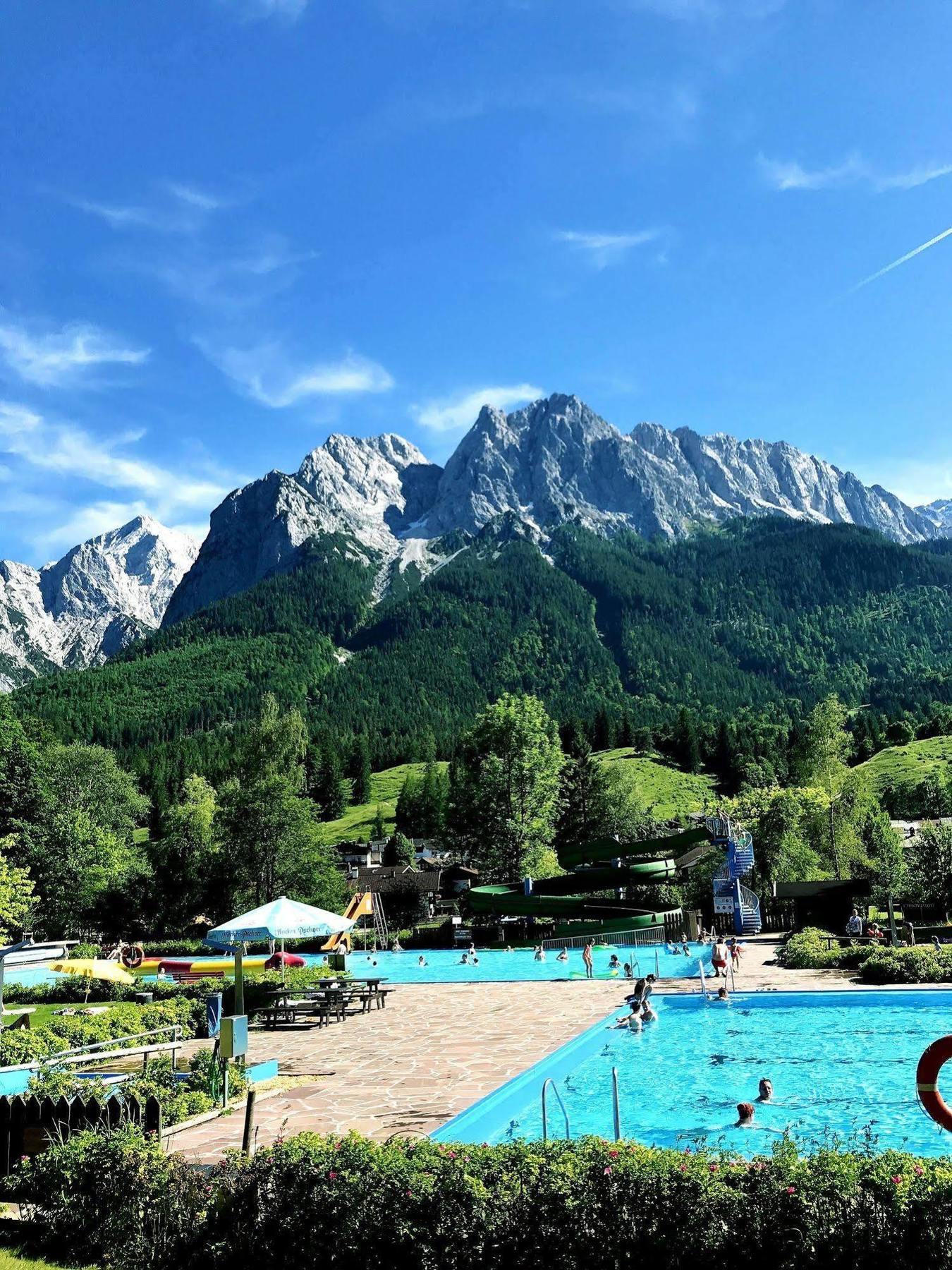 Gasthof Zum Rassen Garmisch-Partenkirchen Dış mekan fotoğraf